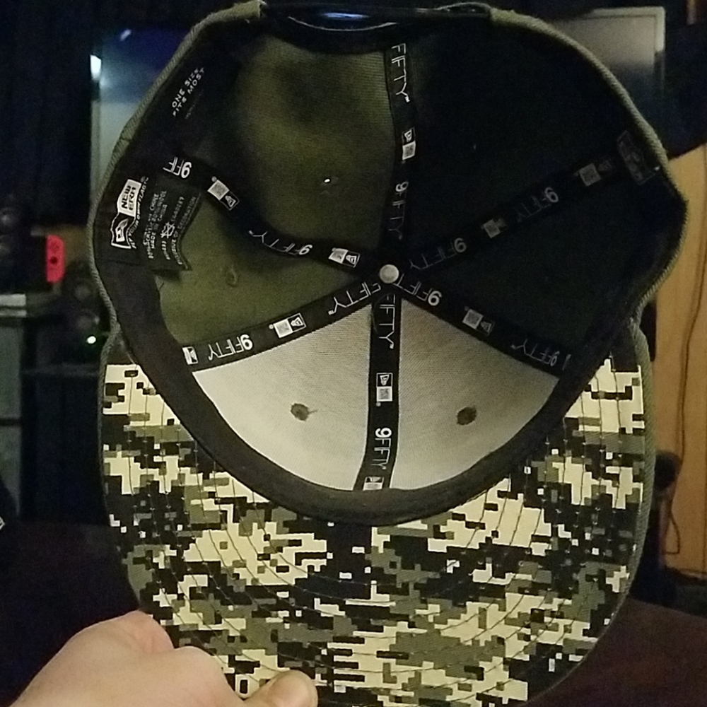 Seahawks snapback - Picture 3 of 4